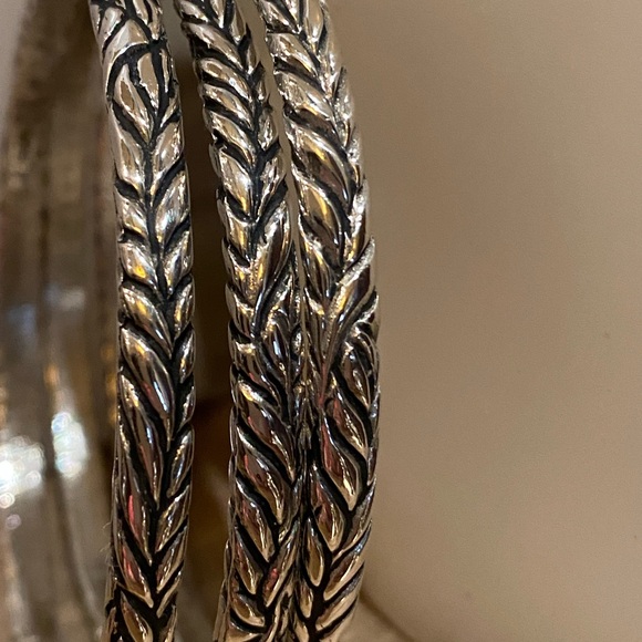Dian Malouf bangle bracelets- set of 3 - Picture 3 of 9